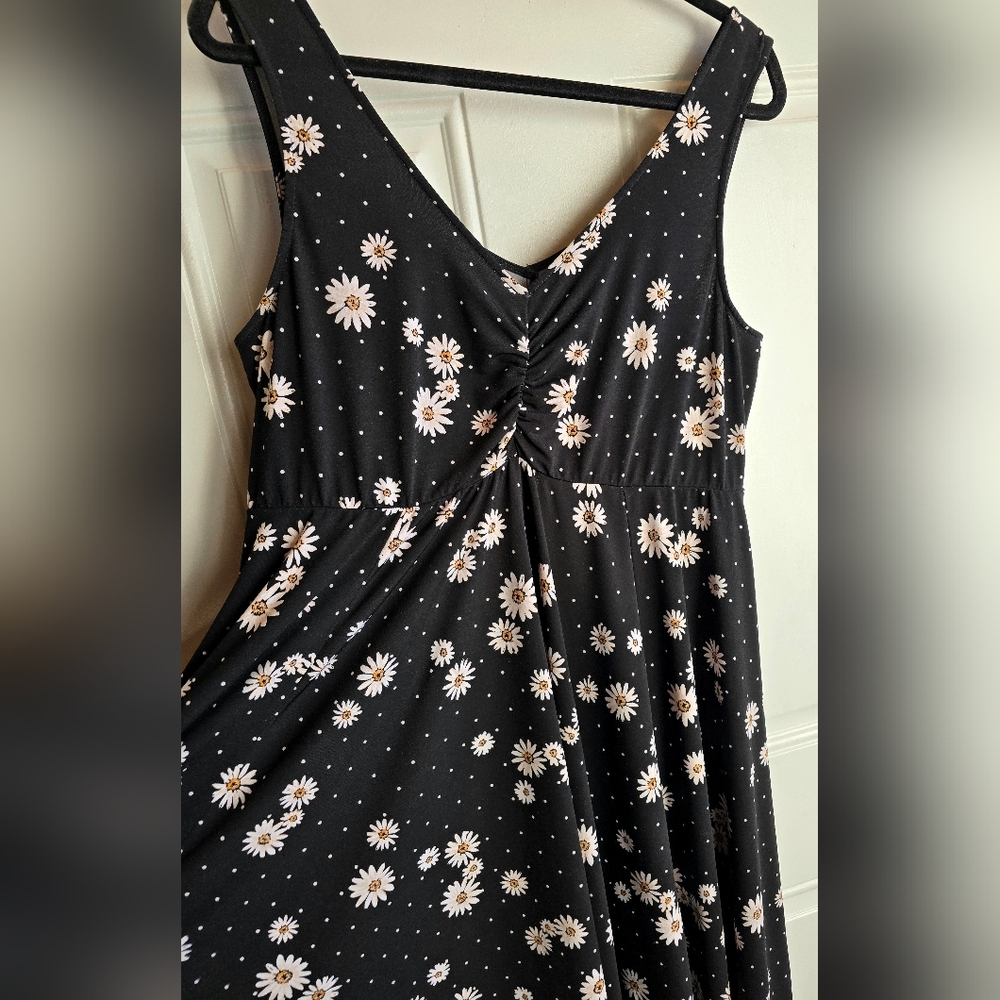 Torrid 1 Polka Dot Daisy Black Sleeveless Dress, Plus Size 1, 1X, 14-16